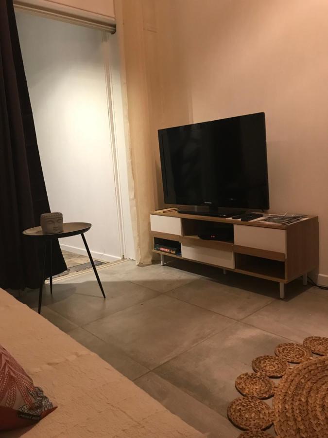 Nout Ti Kaz Le Bains Lägenhet Étang-Salé les Bains Exteriör bild